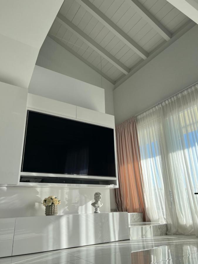 Paganini Suites And Apartments Σιρμιόνε Εξωτερικό φωτογραφία
