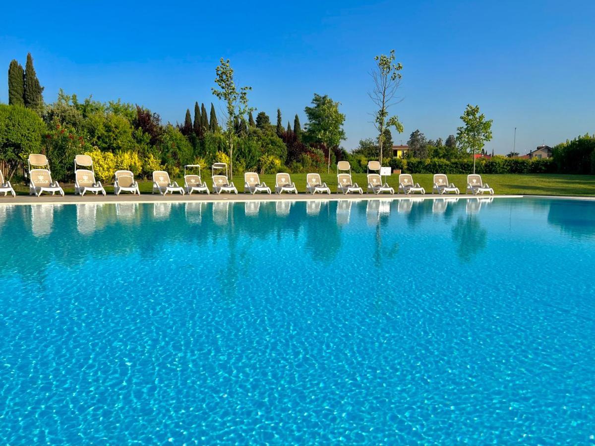 Paganini Suites And Apartments Σιρμιόνε Εξωτερικό φωτογραφία