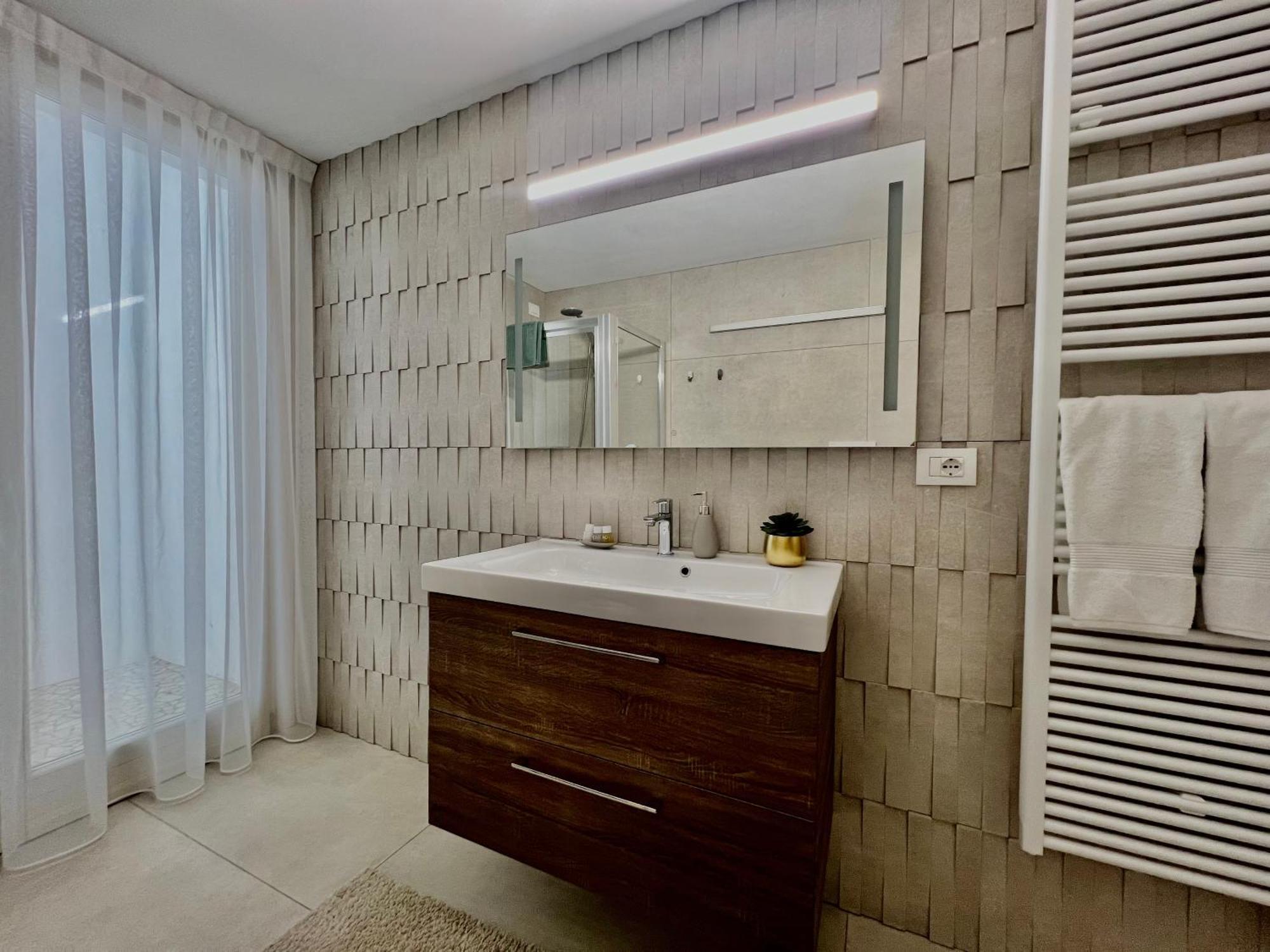 Paganini Suites And Apartments Σιρμιόνε Εξωτερικό φωτογραφία