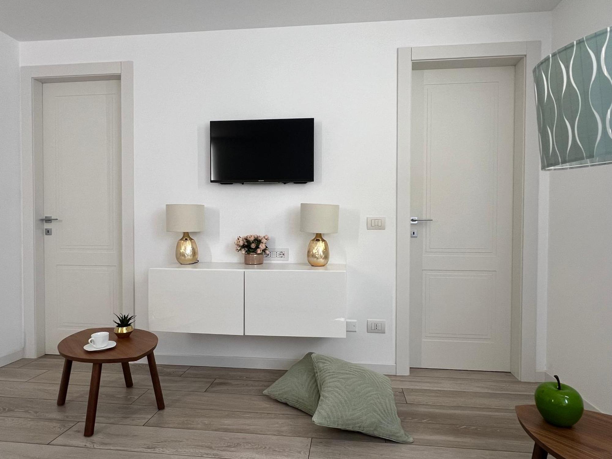 Paganini Suites And Apartments Σιρμιόνε Εξωτερικό φωτογραφία