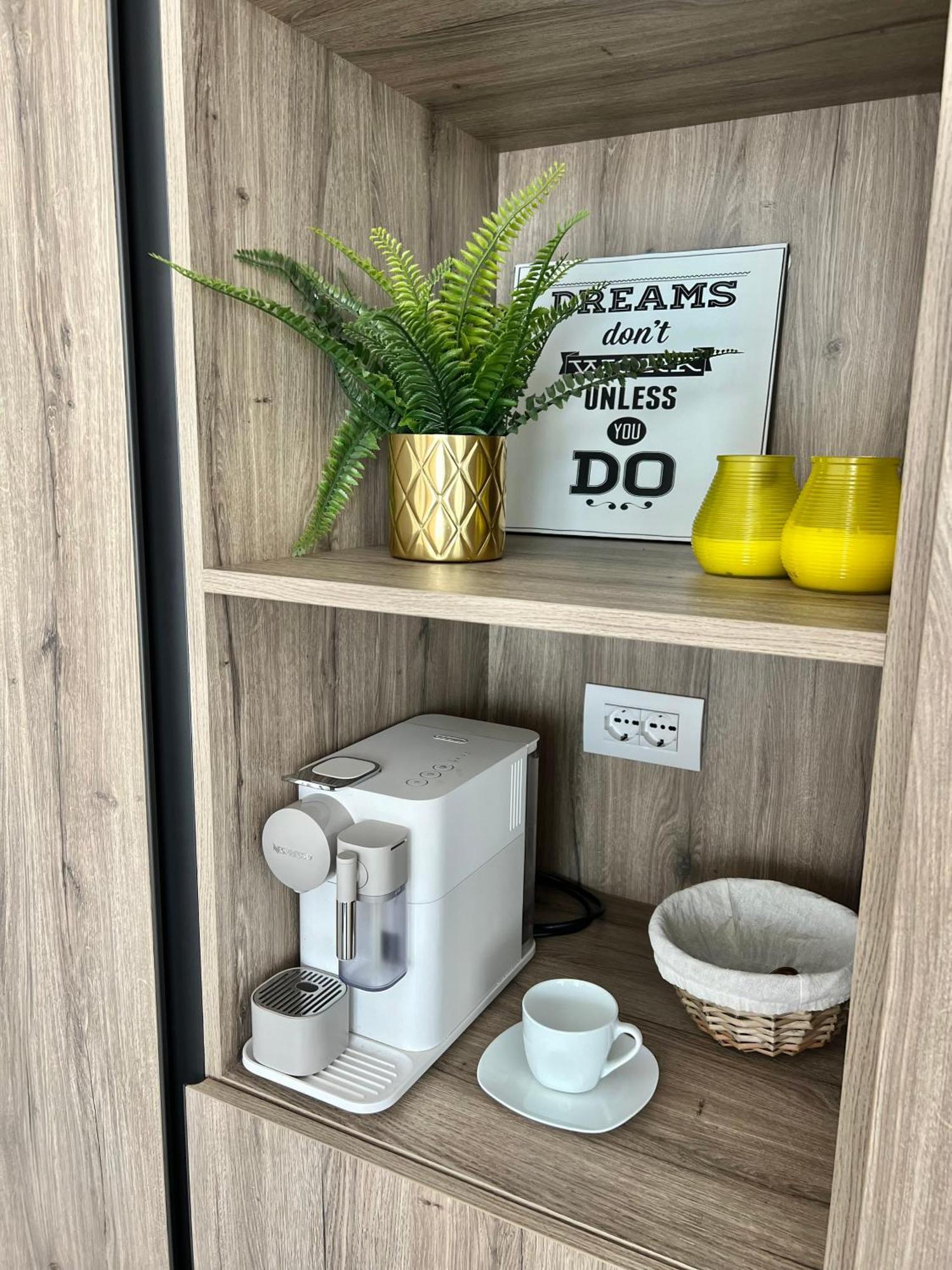 Paganini Suites And Apartments Σιρμιόνε Δωμάτιο φωτογραφία